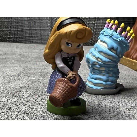 Disney Animators Littles Aurora Cottage Play Set Sleeping Beauty - Picture 15 of 16